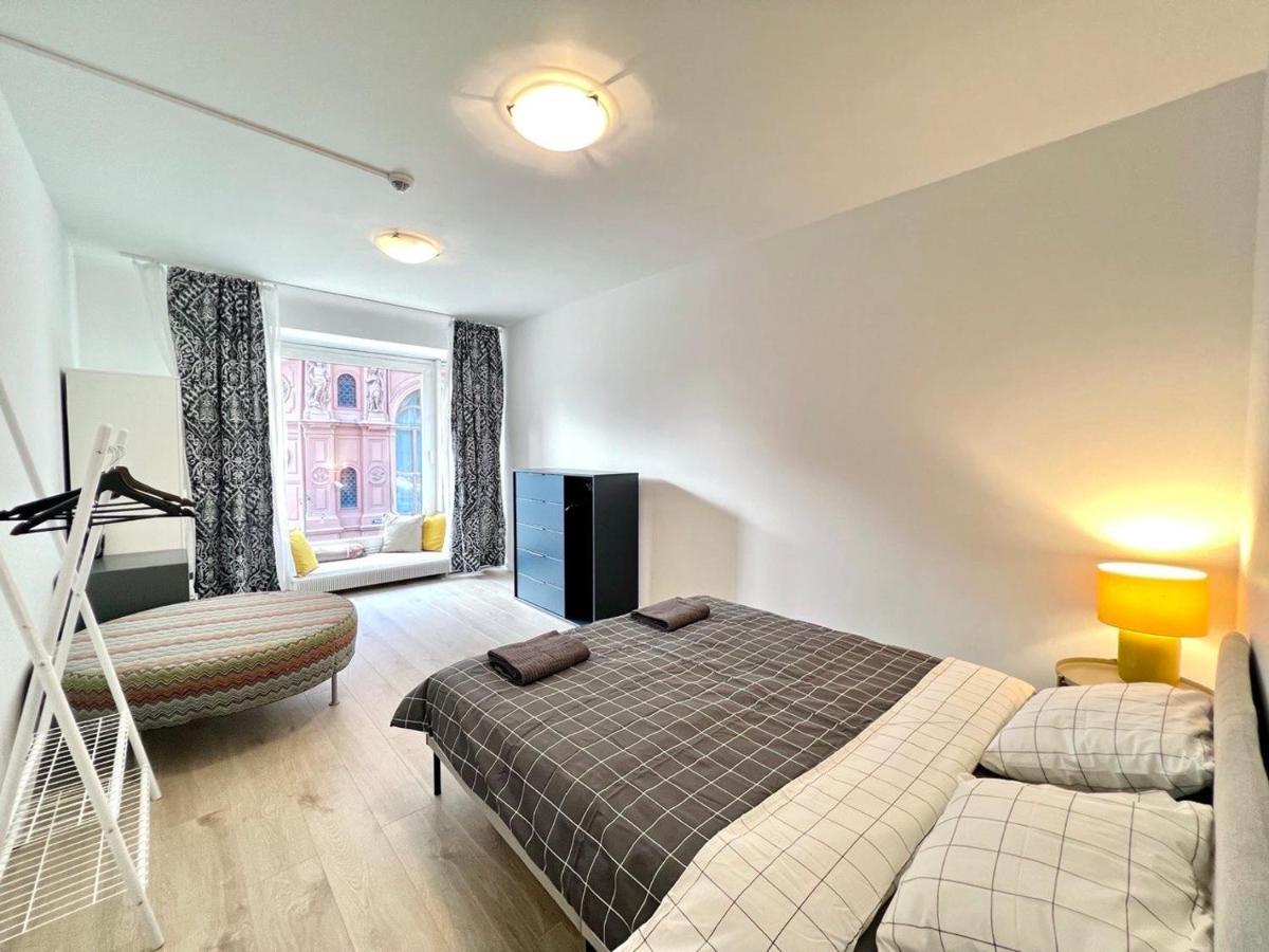 Dome Square Apartment Рига Екстер'єр фото